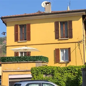 Casa L'aquila Guest house Como